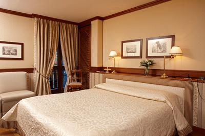 Classic / Attica Rooms