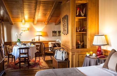 Family & Connecting Rooms