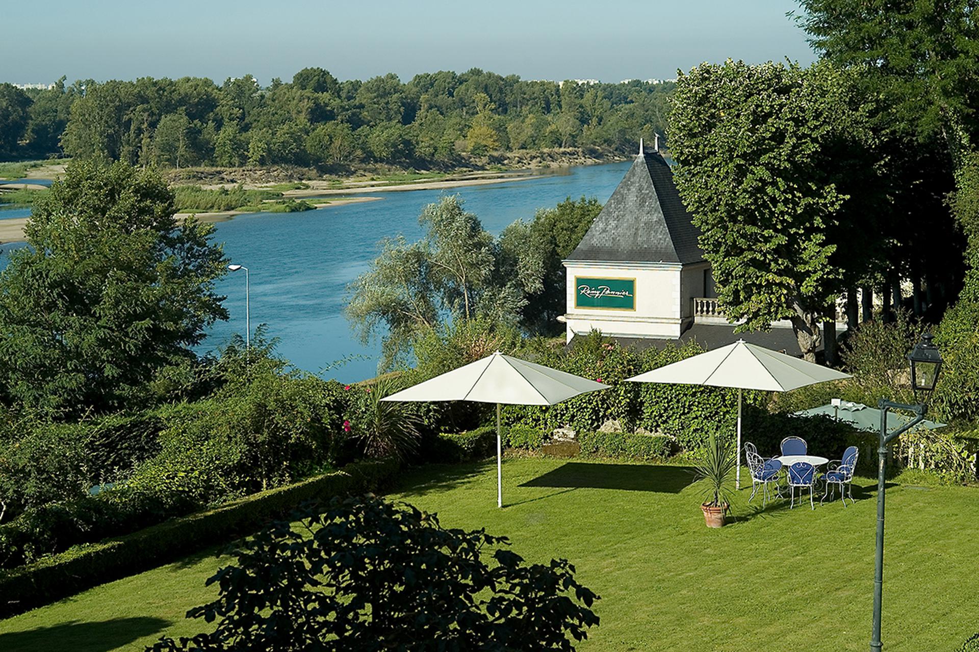 Les Hautes Roches, Relais & Chateaux