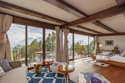 Santa Clara Suite