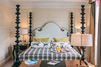 Signature Suite