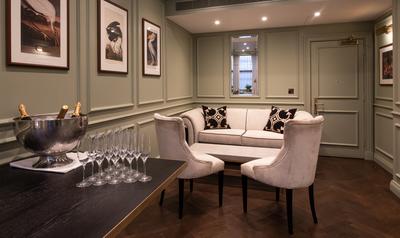 The Curio Lounge