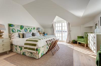 Seaview Rooms