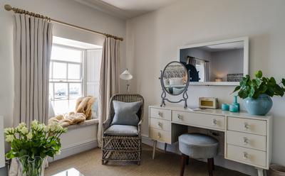 Grand Seaview Rooms