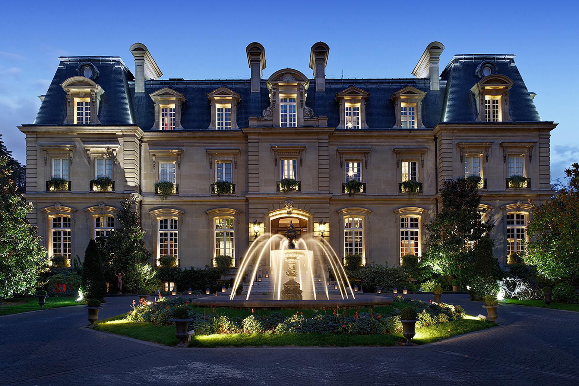 Saint James Paris, Relais & Chateaux