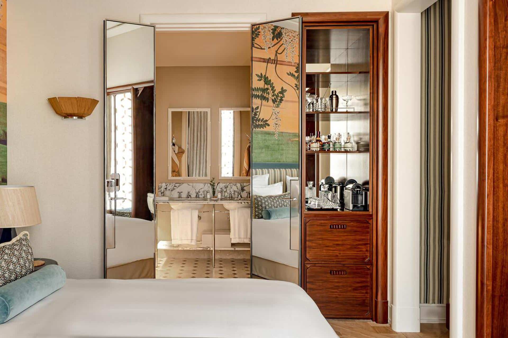 Boudoir Room