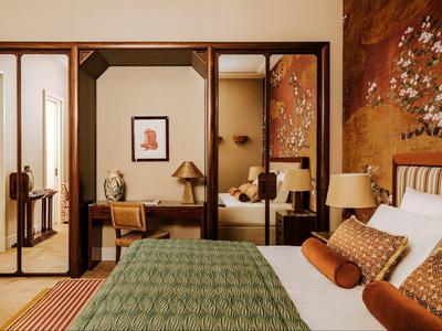 Prestige Suite