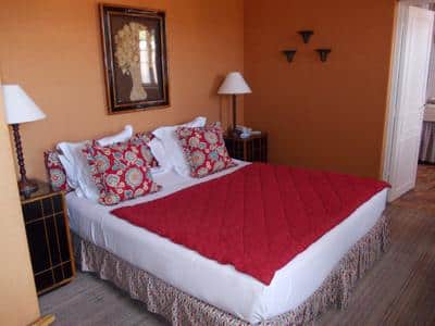 Guest room