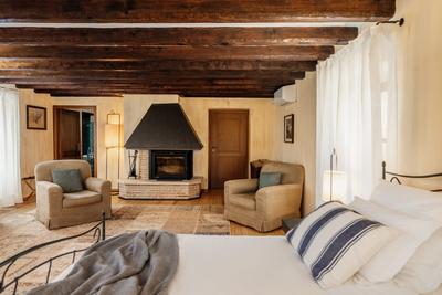 Vintage Suite