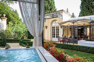 Villa Cézanne with Private Jacuzzi
