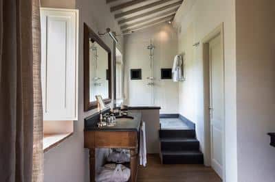 Medieval Village - Classic Room