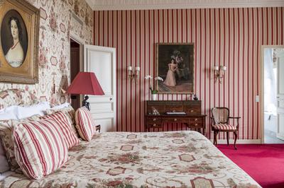 Prestige Room
