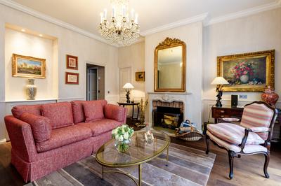 Prestige Room
