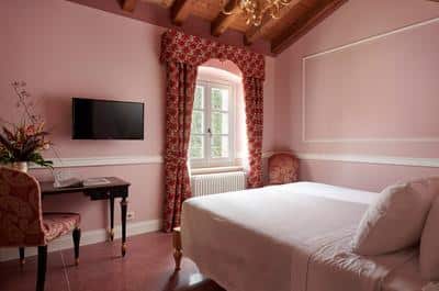 Tradition Room