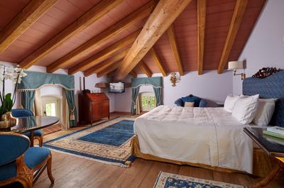 Tradition Room