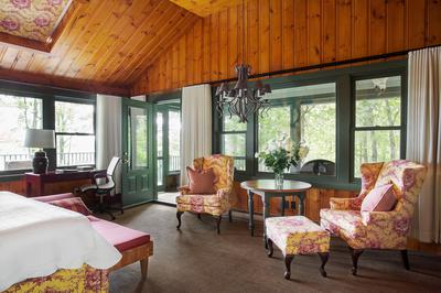 Treetops Suite