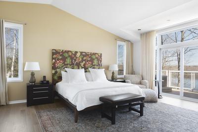 Oriole Suite