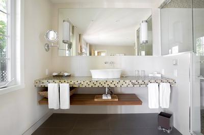 Oriole Suite