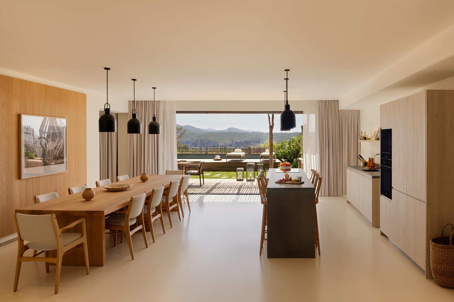 Seven Bedroom Residence