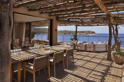 2-Bedroom Xarraca Suite