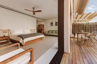 Hideaway Deluxe