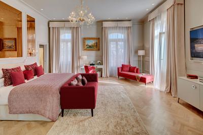 Royal Suite