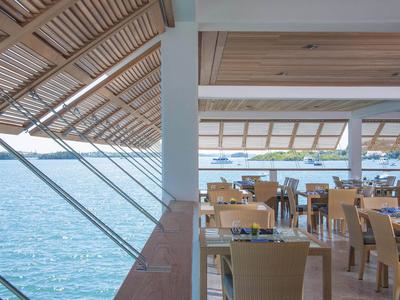 1609 Bar and Restaurant