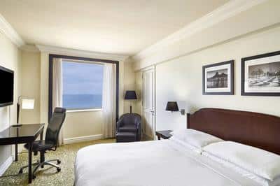 Deluxe King Ocean View Guest Room