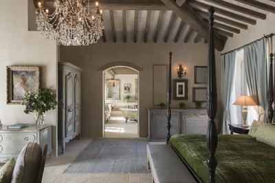 Dina Ferri Pool House