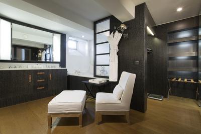 Penthouse Suite