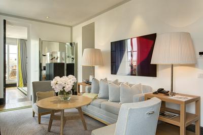 Penthouse Suite