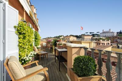 Penthouse Suite