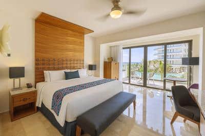 Sapphire Room