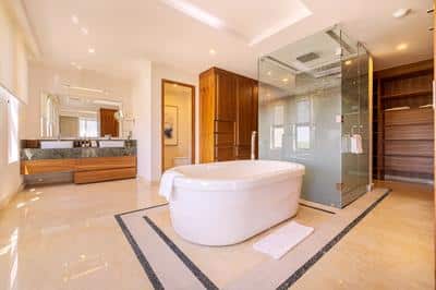 Diamond Suite Hottub