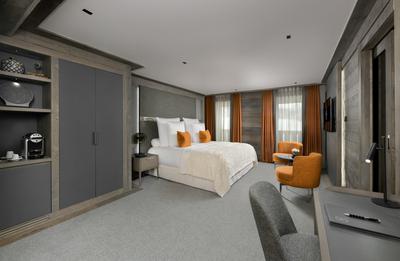 2-Bedroom Grand Luxury Suite