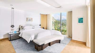 Grand Riviera Suite