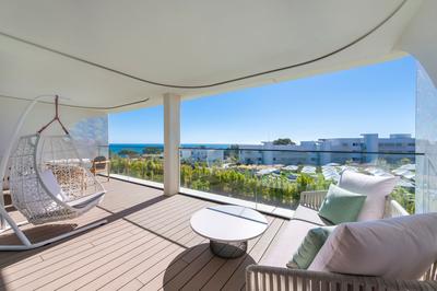 Marvelous 2 Bedroom Residence