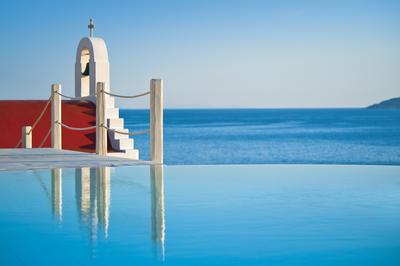 Deluxe Suite - Infinity Pool