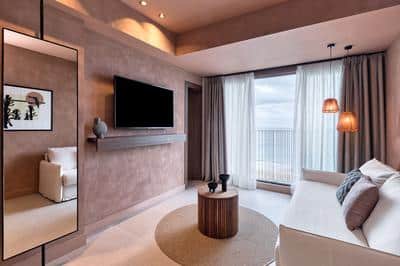 Sapphire Family Suite