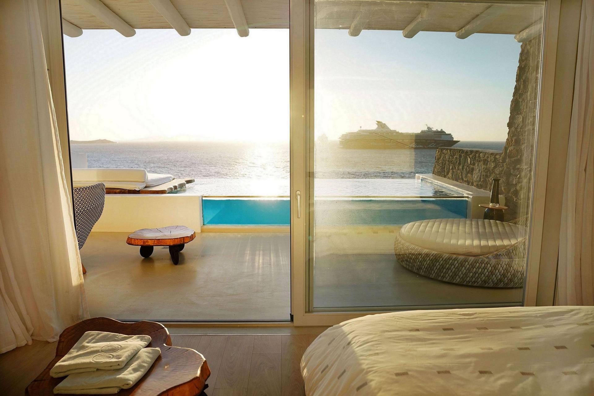 Golden Villa Two Bedroom with Pool