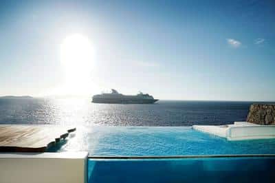 Suite 2 Bedroom with pool