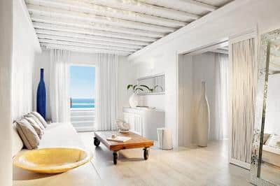 SUITE WITH POOL