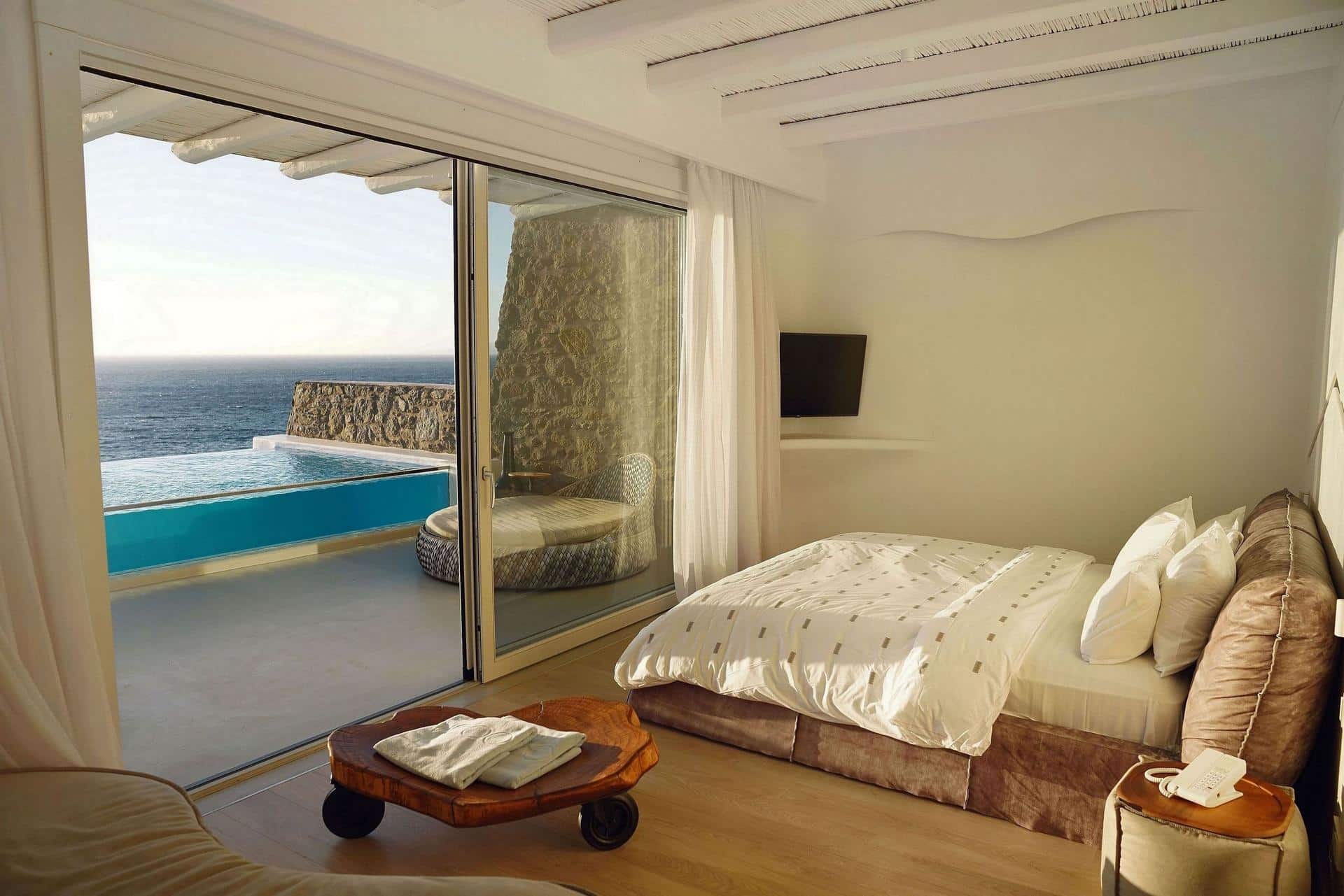 Cave Suite