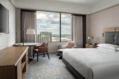 King Premium Guest Room