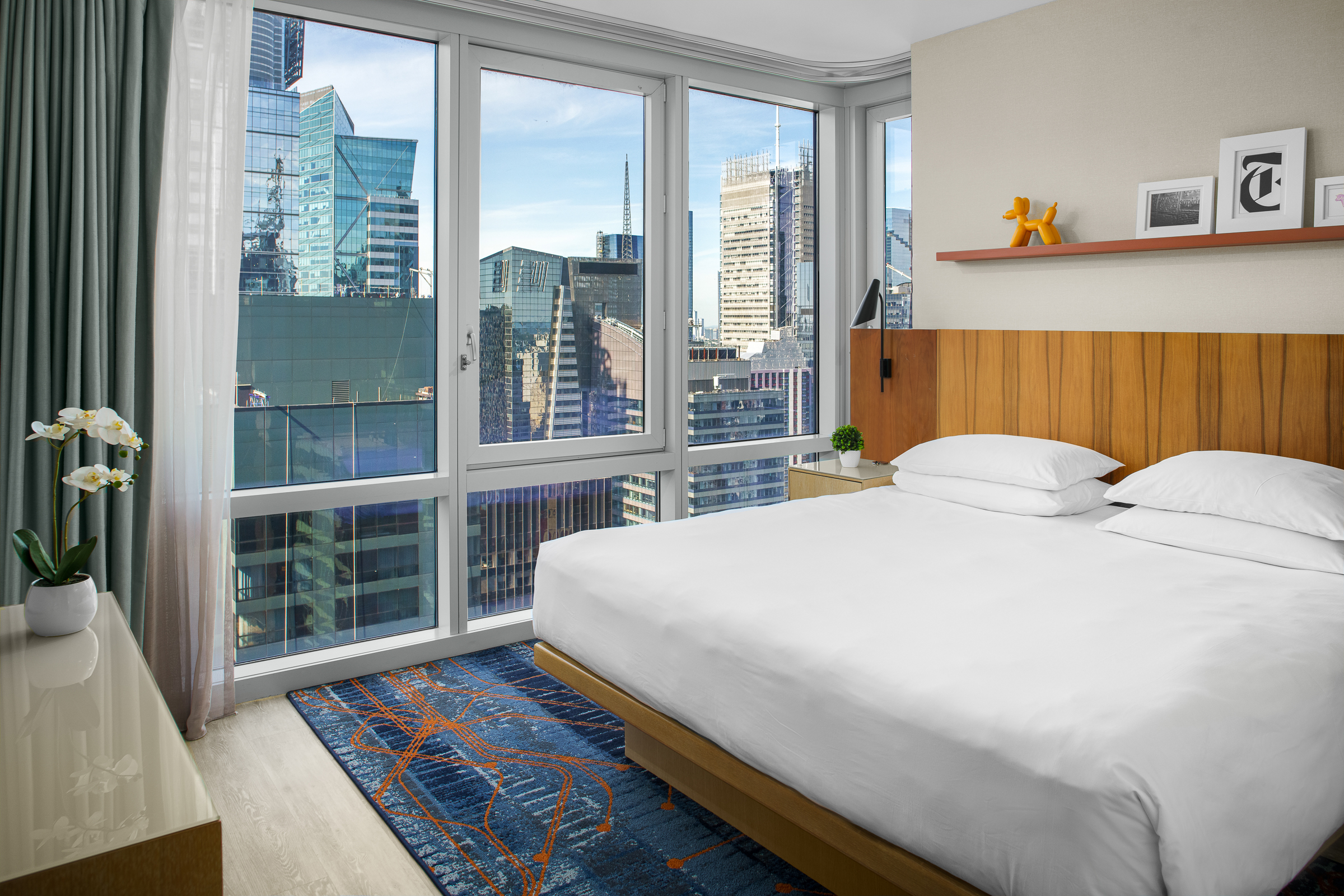 1 King Times Square View Suite