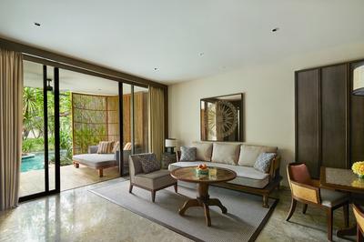Andaz Suite Lagoon access with 1 King Bed
