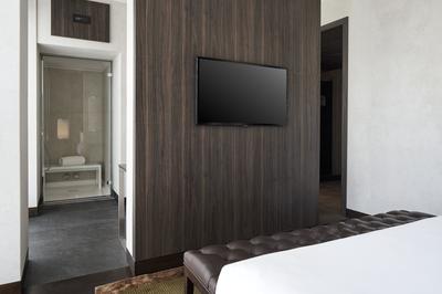 Premium Suite