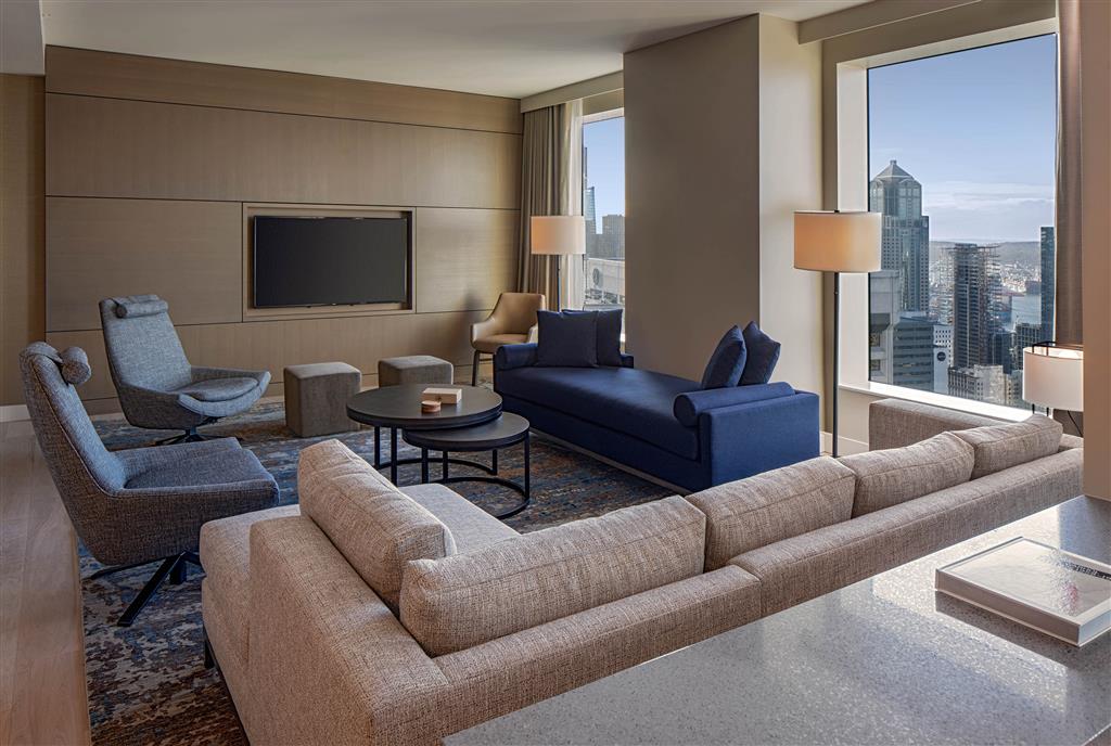 Hyatt Regency Lake Washington at Seattle's Southport