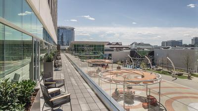 Hyatt-Regency-Tysons-Corner-Center-P031-Terrace-Fourth-Floor.16x9