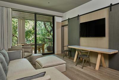 Estate View Suite